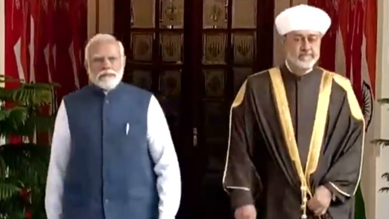 PM Narendra Modi Meets Oman Sultan Haitham Bin Tarik, to Hold Bilateral Talks at Hyderabad House in Delhi Today (Watch Videos)