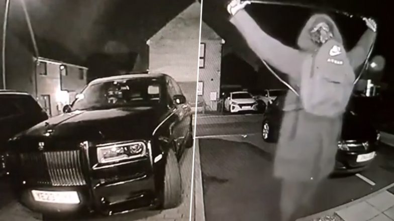 UK Car Theft Video: Robbers Steal Rolls Royce Using Antenna to Pick Owner’s Key Signal in Essex