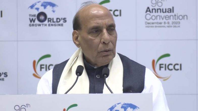 India Ranks Among Top 5 Big Economies of the World, Says Defence Minister Rajnath Singh Citing 'Standard & Poors' Latest Credit Analysis Report 'China Slows, India Grows' (Watch Video)