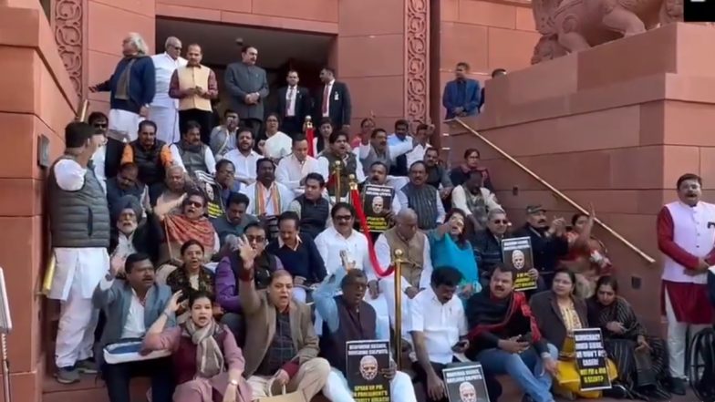 Parliament Winter Session 2023: Suspended from House, Opposition MPs Stage Protest Against Government at Makar Dwar (Watch Video)