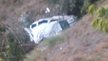 Jammu and Kashmir Road Accident: Two Killed, 13 Injured As Vehicle Falls Into Gorge in Reasi District (See Pics)