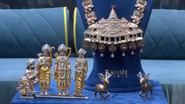 Gujarat: Diamond Merchant Makes Ram Temple Themed Necklace in Surat, Expresses His Desire to Gift Necklace to Ram Mandir in Ayodhya (Watch Videos)