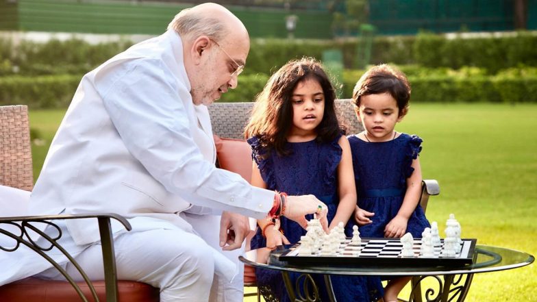 'Always Look for the Better Move': Union Minister Amit Shah Shares Cryptic Message While Playing Chess at Home (See Pic)