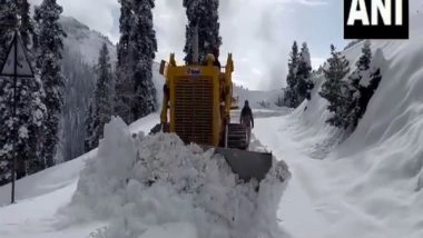 India News | J-K: Fresh Spell of Snow Blankets Doda District; Snow Clearance Ops Begins
