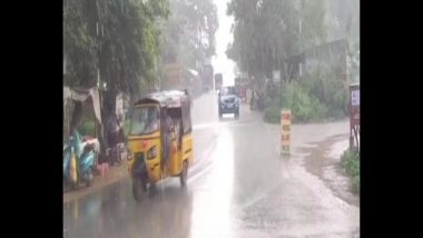 India News | Heavy Rain Lashes Parts of Tiruvallur, Chengalpattu Districts in Tamil Nadu