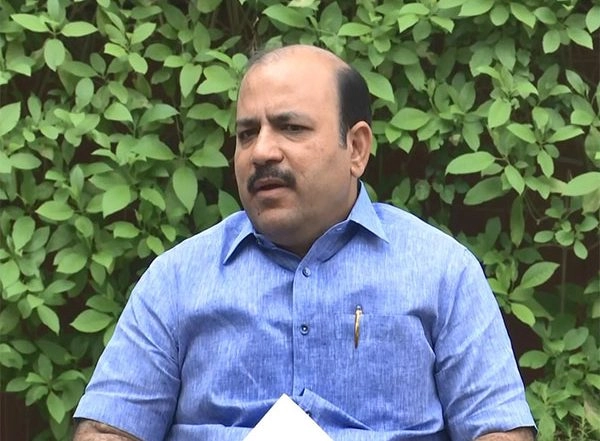India News | Danish Ali Writes to LS Speaker over Ethics Panel Report Against Mahua Mitra, Urges Him to Delete Para on His 'conduct' at Hearing
