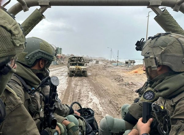 World News | Israel Recalls Team from Doha After Truce Talks with Hamas Reach 'dead End'