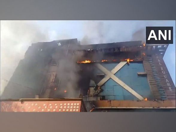 India News | UP: Fire Breaks out at Building in Ghaziabad; No Casualties Reported - Vimarsana News
