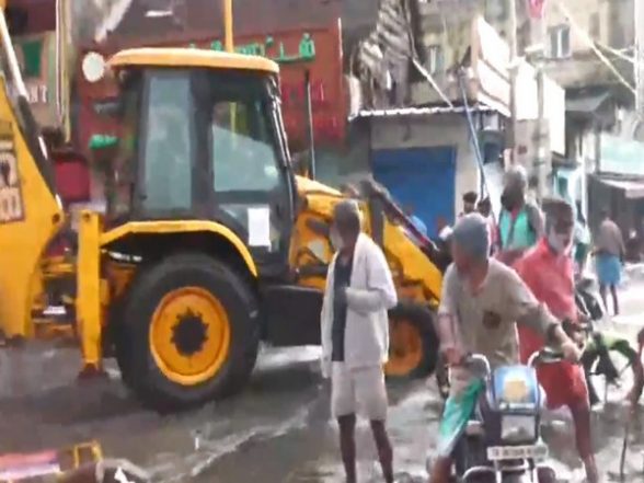 India News | Chennai Airport Resumes Operations After Heavy Rains - Vimarsana News