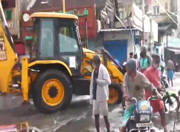 India News | Chennai Airport Resumes Operations After Heavy Rains