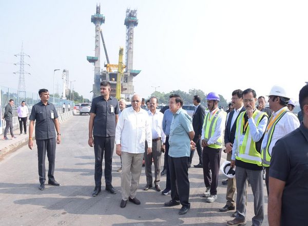 India News | Gujarat CM Bhupendra Patel Reviews Progress on Metro Rail Phase-2 Project