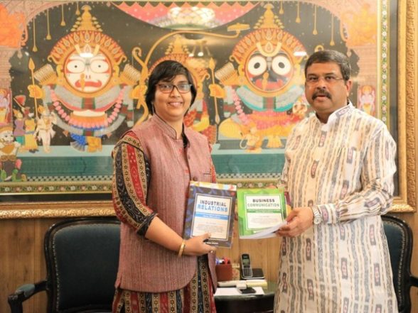 Business News | Union Minister of Education and Skill Development, Dharmendra Pradhan, Releases Four Management Textbooks Authored by Prof Nayantara Padhi - Vimarsana News