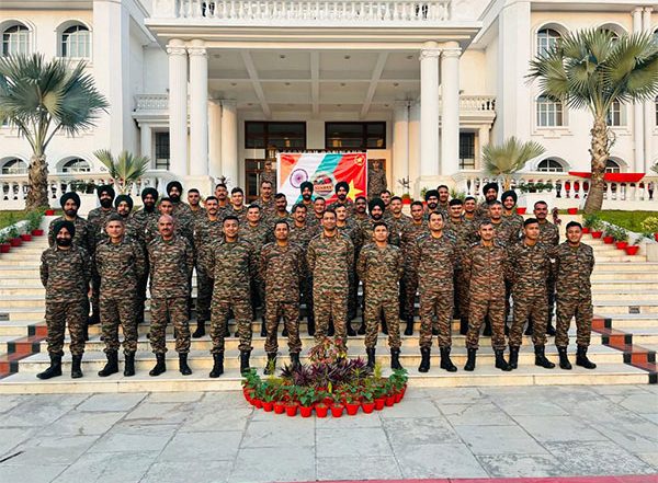 India News | Indian Armed Forces Contingent Reaches Hanoi for Joint Military Exercise 'Vinbax-2023'