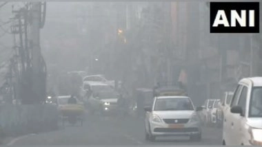 India News | Delhi Shivers as Minimum Temperature Hits 4.9 Degrees, Fog Affects Visibility in North and Northeast India