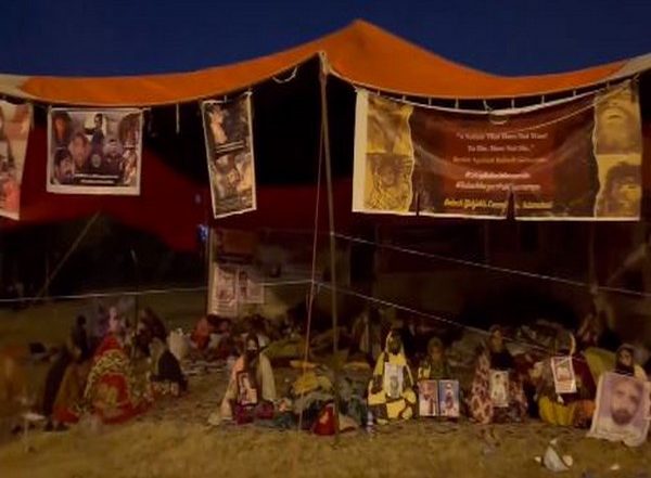 World News | Pakistan Media Criticises Government for Crackdown on Baloch Long March Protesters
