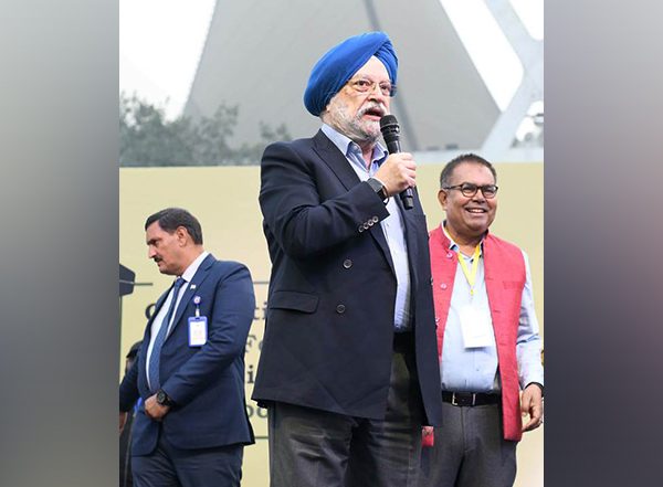 India News | PM-SVANidhi Scheme Benefitted 57.83 Lakh Street Vendors So Far: Hardeep Singh Puri