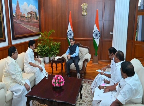 India News | Tamil Nadu: CM Stalin Meets Governor Ravi for 'cordial' Discussion on State Affairs