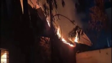 India News | Fire Breaks out at Glove Factory in Maharashtra, Five Trapped Inside