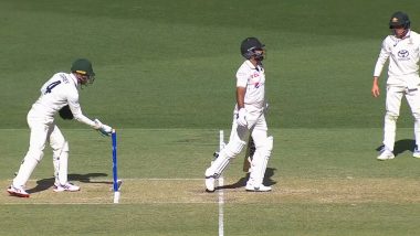 Close! Alex Carey Almost Knocks Down Bails With Abdullah Shafique’s Foot in the Air During AUS vs PAK 1st Test Day 2, Video Goes Viral