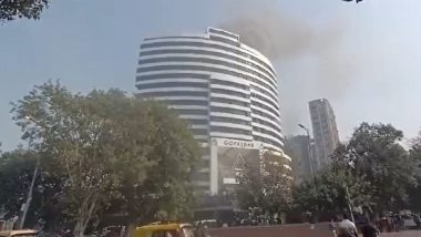 Gopaldas Bhawan Fire: No Injuries Reported in Blaze That Erupted in Delhi's Barakhamba Road, Says Fire Fighting Personnel (Watch Video)