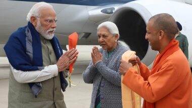 PM Narendra Modi Arrives in Ayodhya, to Inaugurate New Airport, Revamped Railway Station (See Pics)