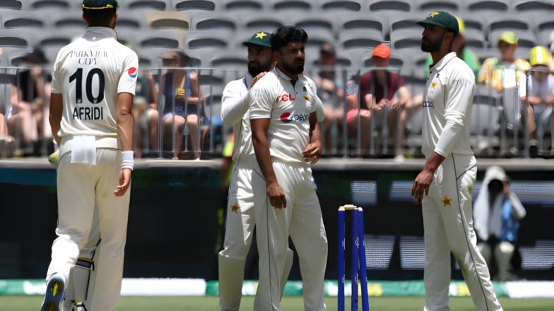 How to Watch AUS vs PAK 1st Test 2023 Day 3 Live Streaming Online: Get Telecast Details of Australia vs Pakistan Cricket Match With Timing in IST