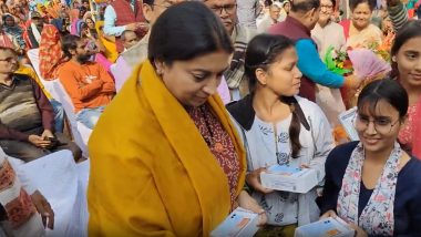 Smriti Irani Distributes Smartphones to GGIC Students During One-Day Tour to Amethi (Watch Video)