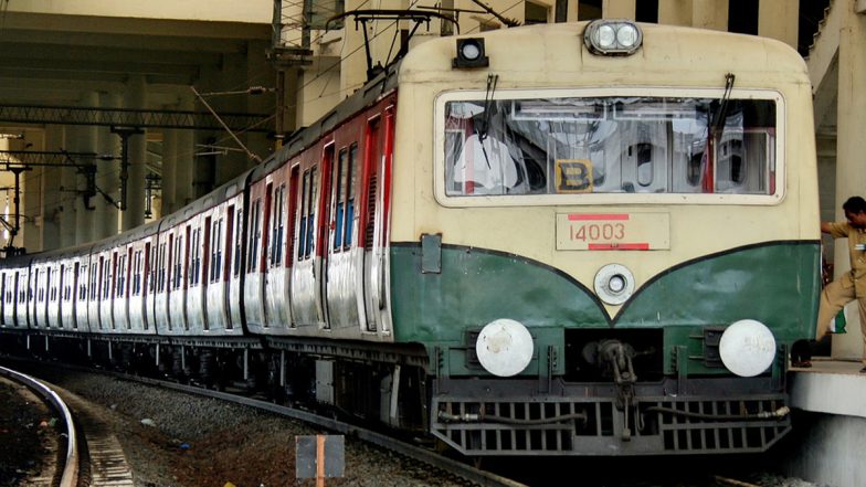 Maoists Attack in Jharkhand: Naxalites Blow Up Railway Tracks in Singhbhum, Disrupting Train Services on Howrah-Mumbai Route