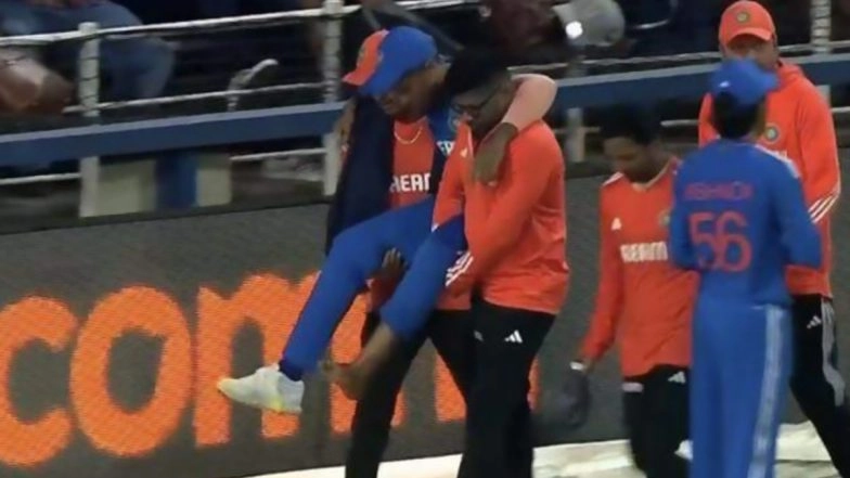 SA vs IND 3rd T20I 2023: Suryakumar Yadav Hurts Ankle, Stays Away From Field for 11 Overs During India’s Win Against South Africa