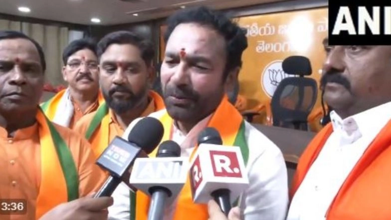Telangana BJP MLAs Refuse to Take Oath Before Akabruddin Owaisi in Protest for Appointing AIMIM MLA As Protem Speaker (Watch Video)