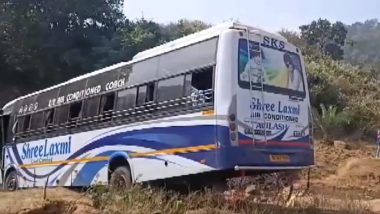 Odisha Road Accident: 32 People Injured After Tourist Bus From West Bengal Falls Into Gorge in Kandhamal (Watch Video)