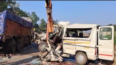 Odisha Road Accident: Eight Including Three Women Die in Road Mishap in Keonjhar, CM Naveen Patnaik Announces Rs 3 Lakh Compensation