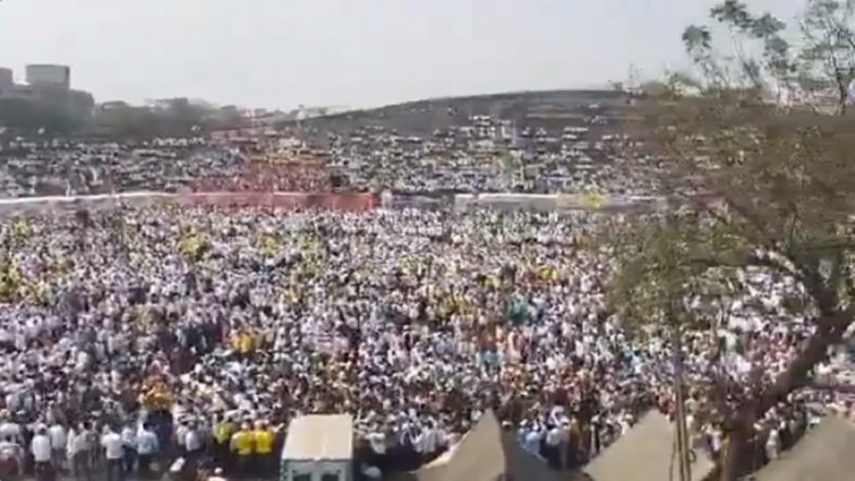 Maharashtra: 17 Lakh Government Employees Strike Work for OPS, Services Hit (Watch Video)