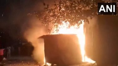 Andhra Pradesh Fire: Massive Blaze Destroys Fishermen’s Several Wooden Boxes in Visakhapatnam’s Jalari Peta Area (Watch Video)