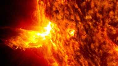 What Is Solar Storm? Here’s All You Need To Know About the Radio Black Out Expected To Hit Earth Tomorrow