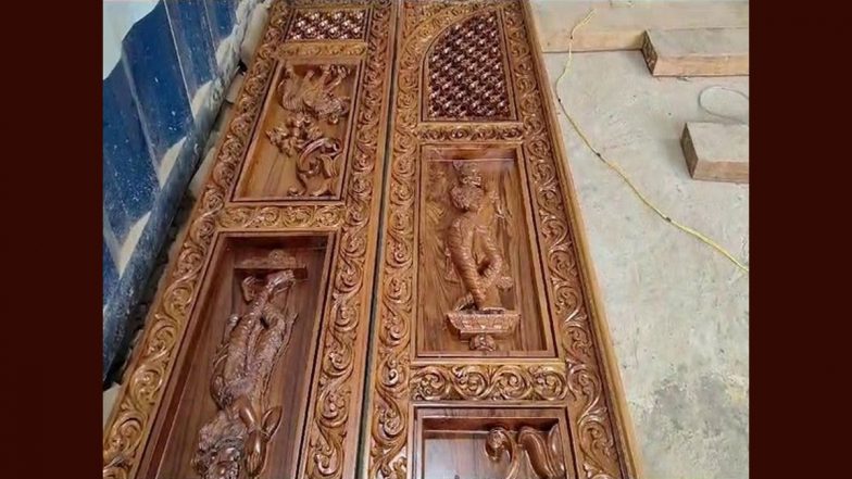 Ram Mandir Pran Pratishtha Ceremony: Doors To Be Installed by January 19, Process of Cleaning and Grinding Stones for Third Floor Underway