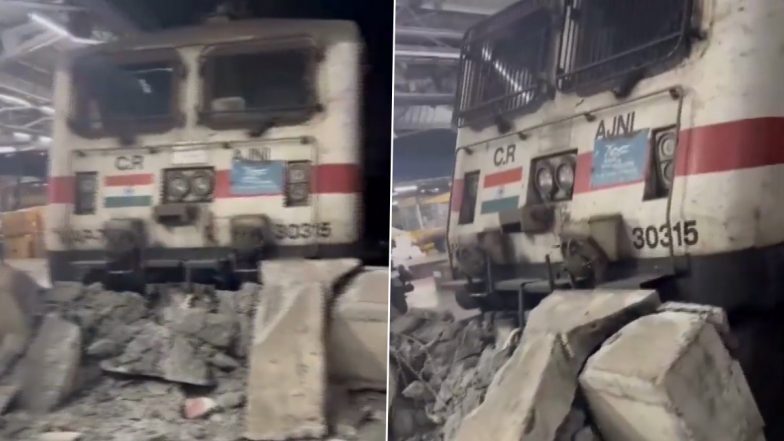 Chhattisgarh Express Train’s Engine Breaks Dead End at Bilaspur Junction Railway Station (Watch Video)