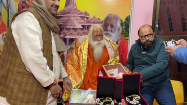 Ram Mandir Pran Pratishtha Ceremony: Silver Conch, Flute and Ornaments From Banke Bihari Temple Handed Over in Ayodhya for Ram Lalla’s Consecration Ceremony (Watch Video)