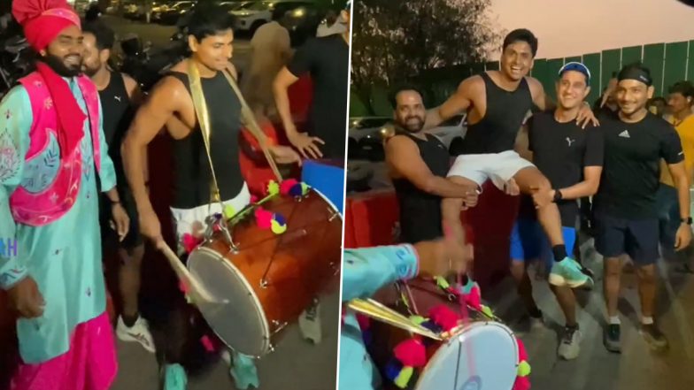 Nupur Shikhare Reaches at His Wedding Venue, Dances and Plays Drum With Baaratis Ahead of His Wedding With Ira Khan (Watch Video)