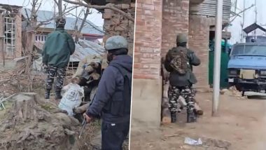 Jammu and Kashmir: Encounter Breaks Out Between Security Forces and Terrorists in Kulgam (Watch Video)