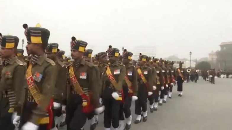 Republic Day Parade 2024 Live Streaming: Watch Live Coverage of National Flag Unfurling and March Past at Kartavya Path in Delhi on India's 75th Gantantra Diwas