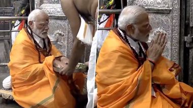 PM Modi Performs 'Smaran' and 'Darshan' at Tamil Nadu Temple: Video of Prime Minister Narendra Modi Performing Rituals at Rameshwaram's Sri Arumulu Ramanathaswamy Temple Goes Viral
