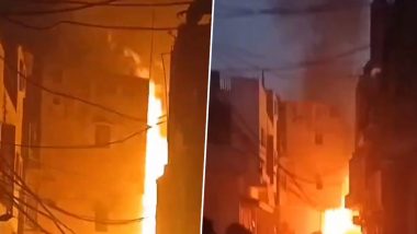 Delhi Cylinder Blast Video: Massive Fire Breaks out in Badarpur After Cylinder Explosion in Building (Watch Video)
