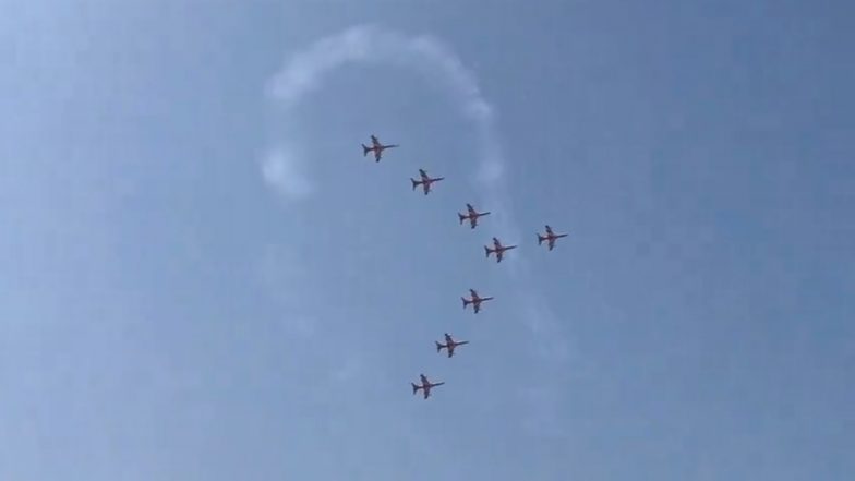 Mumbai Air Show 2024 Videos: Surya Kiran Aerobatic Team Graces City Skyline Over Marine Drive as Indian Air Force Carries Out Outreach Program