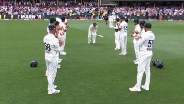 AUS vs PAK 3rd Test 2023–24: David Warner Receives ‘Guard of Honour’ From Pakistan Players in His Farewell Test in Sydney