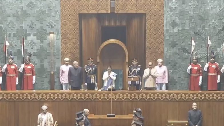 Budget Session 2024: President Droupadi Murmu Arrives in Parliament in Traditional Buggy (Watch Video)