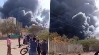 Gujarat Fire: Major Blaze Erupts at Nagore GIDC in Bhuj, Clouds of Smoke Emerge From Industrial Area (Watch Video)