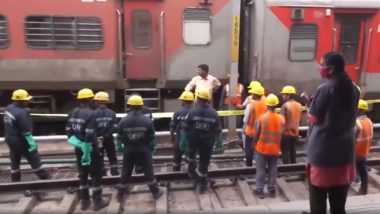 Telangana Train Derailment Video: Five Injured After Charminar Express Derails At Nampally Railway Station