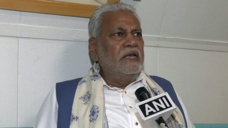 Odisha: Boat Carrying Union Minister Parshottam Rupala Gets Stuck in Chilika Lake for 2 Hours in Khurda