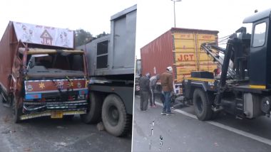 Delhi Road Accident: Truck Collides with Crane, Causes Traffic Jam Near Sarojini Nagar; Police on Site (Watch Videos)